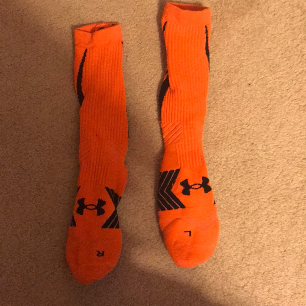 Under armour fitted socks orange